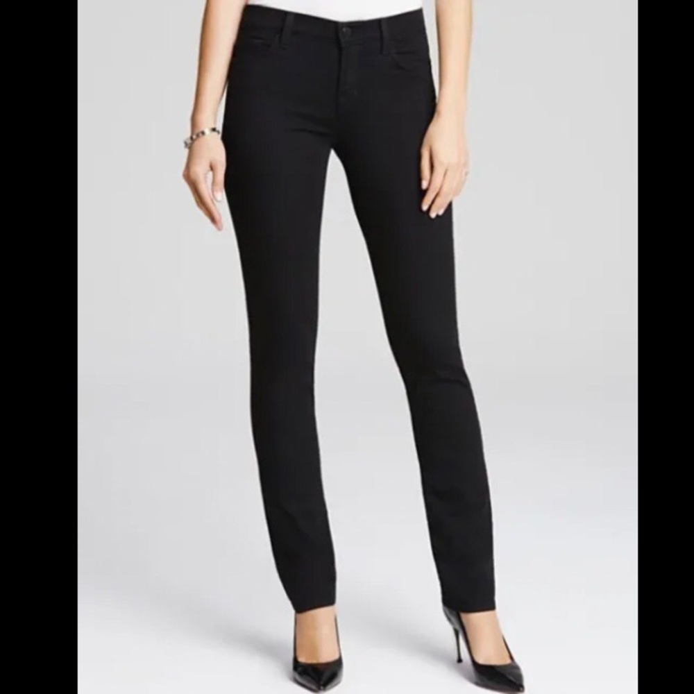 J Brand Vanity Straight Leg Black Wash Denim Women’s Jeans